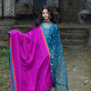 Ladies shwle/chador- purple colour - Image 2